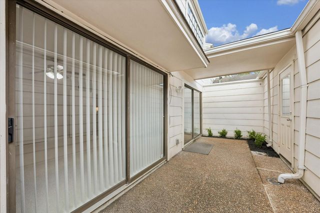 12625 Memorial Drive 42, Houston, TX 77024