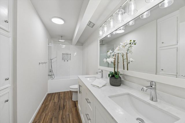 12625 Memorial Drive 42, Houston, TX 77024