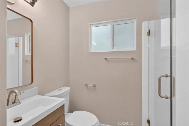 1106 Grass Valley Rd, Lake Arrowhead, CA 92352