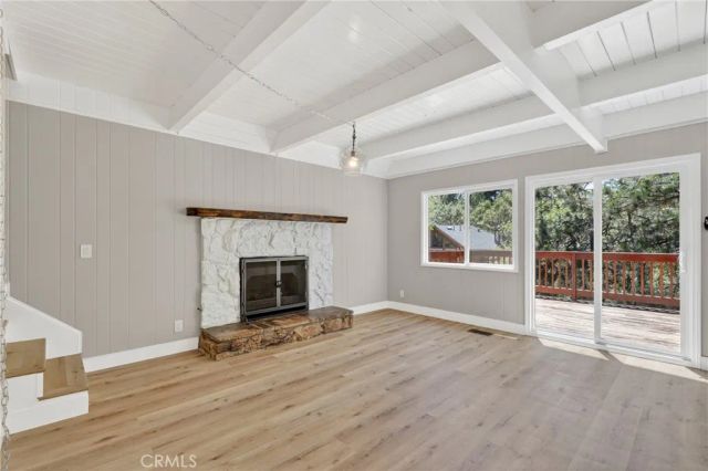 1106 Grass Valley Rd, Lake Arrowhead, CA 92352