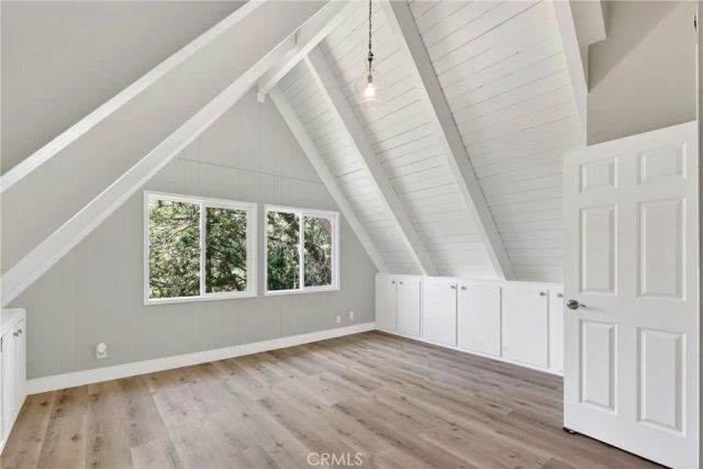 1106 Grass Valley Rd, Lake Arrowhead, CA 92352