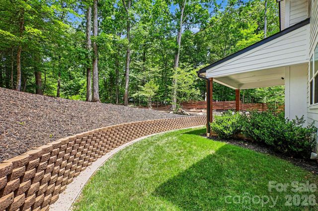 8208 New Town Road, Waxhaw, NC 28173