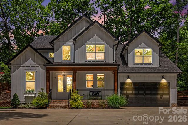 8208 New Town Road, Waxhaw, NC 28173