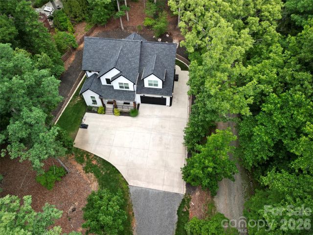 8208 New Town Road, Waxhaw, NC 28173