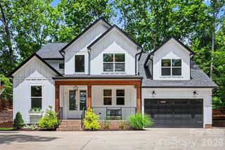 8208 New Town Road, Waxhaw, NC 28173