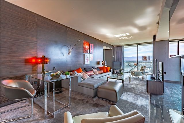 4381 West FLAMINGO Road 25301, Las Vegas, NV 89103