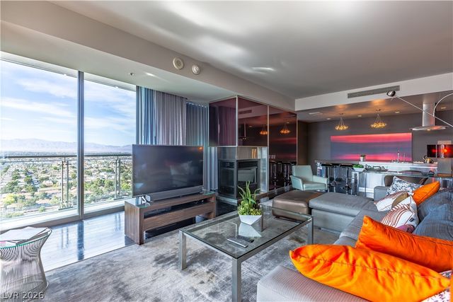 4381 West FLAMINGO Road 25301, Las Vegas, NV 89103
