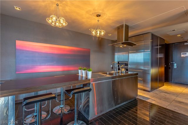 4381 West FLAMINGO Road 25301, Las Vegas, NV 89103