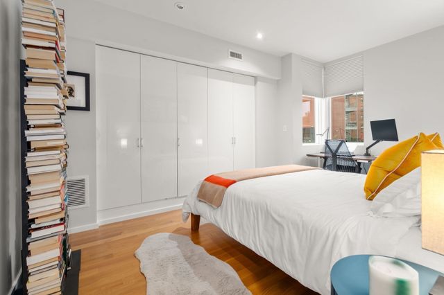 3 Dorchester St 3J, Boston, MA 02127