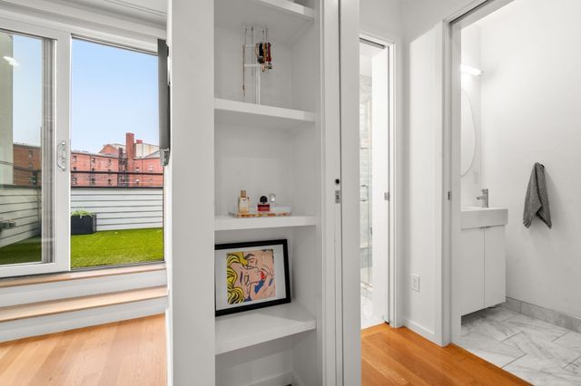 3 Dorchester St 3J, Boston, MA 02127