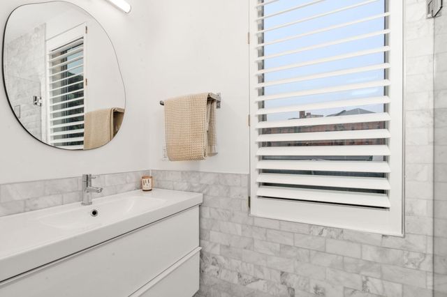 3 Dorchester St 3J, Boston, MA 02127