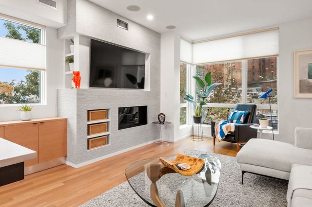 3 Dorchester St 3J, Boston, MA 02127
