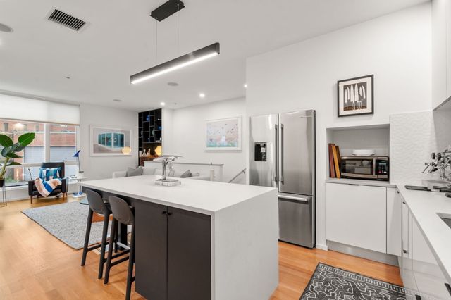 3 Dorchester St 3J, Boston, MA 02127