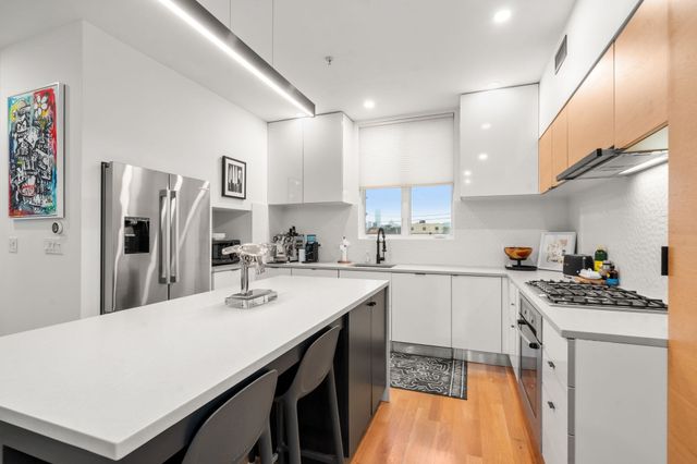 3 Dorchester St 3J, Boston, MA 02127