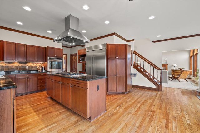 1169 Aspen COURT, Grafton, WI 53024