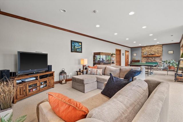 1169 Aspen COURT, Grafton, WI 53024