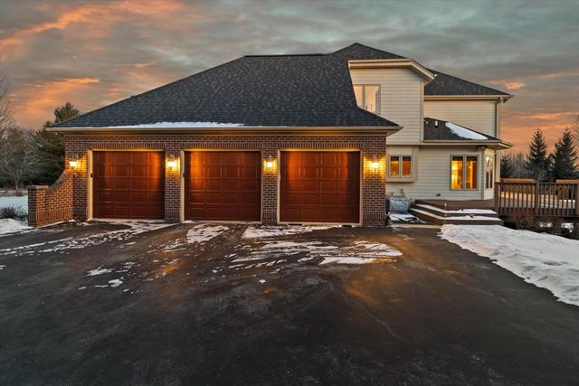 1169 Aspen COURT, Grafton, WI 53024