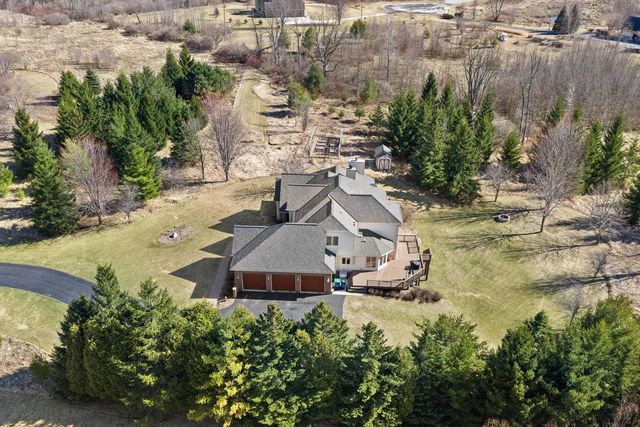 1169 Aspen COURT, Grafton, WI 53024
