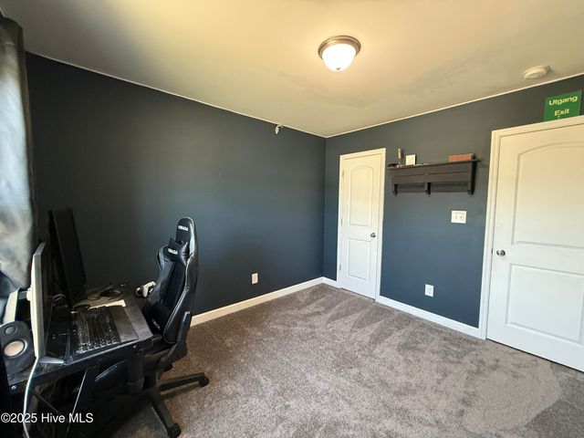607 Parsley Drive, Hubert, NC 28539