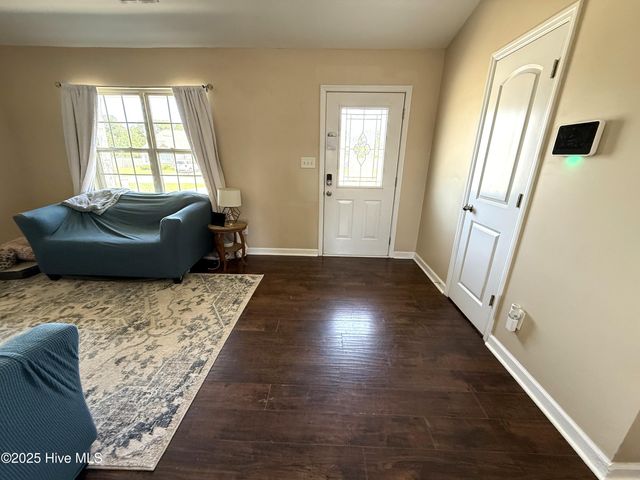 607 Parsley Drive, Hubert, NC 28539