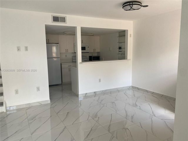 8590 NW 3rd Lane 104, Miami, FL 33126