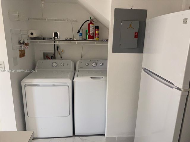 8590 NW 3rd Lane 104, Miami, FL 33126