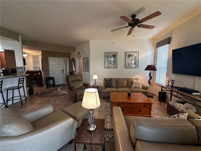 9170 Southmont CV 201, Fort Myers, FL 33908