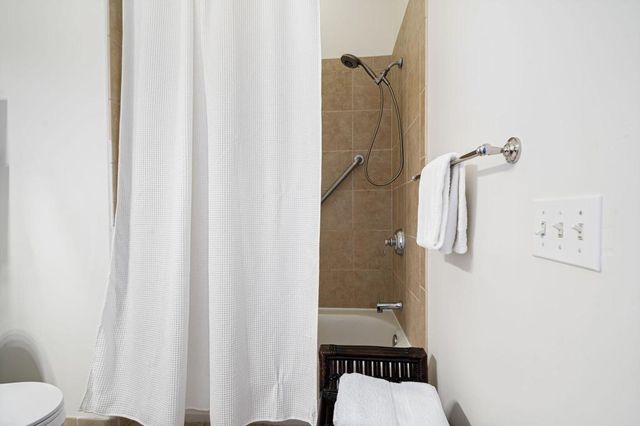 50610 Santa Rosa Plaza 6, La Quinta, CA 92253