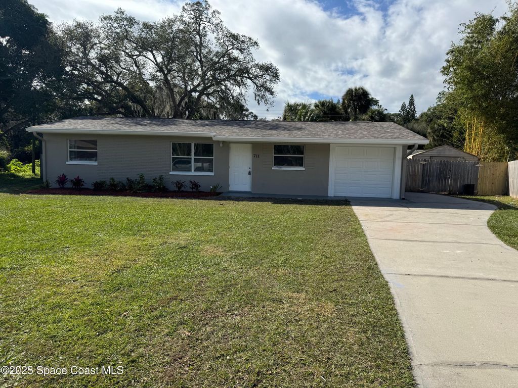 711 Sara Jane Lane, Merritt Island, FL 32952
