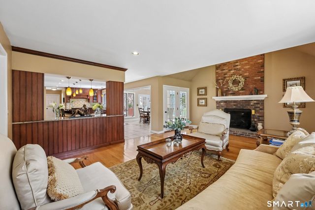 86 Quail Run, Madison, CT 06443