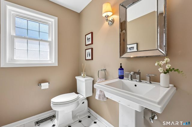 86 Quail Run, Madison, CT 06443