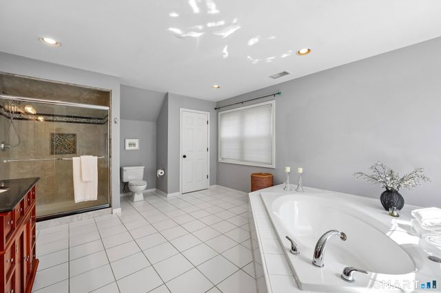 86 Quail Run, Madison, CT 06443