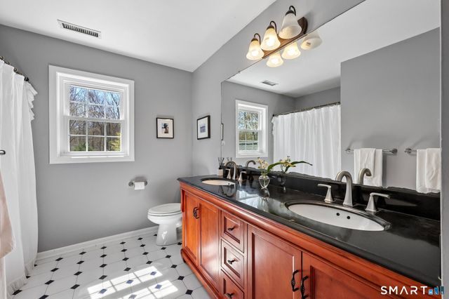 86 Quail Run, Madison, CT 06443