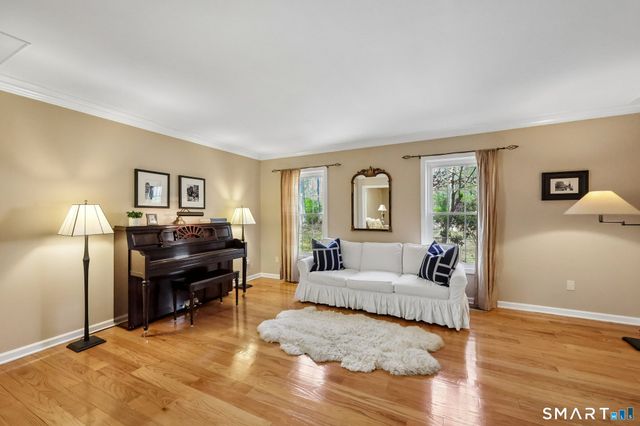86 Quail Run, Madison, CT 06443