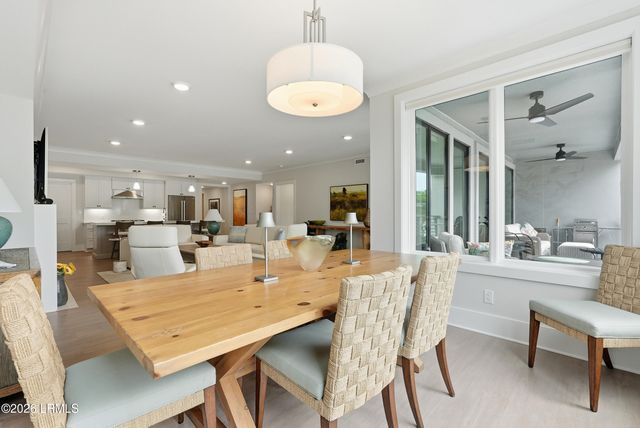 63 Skull Creek Dr Apt 302, Hilton Head Island, SC 29926