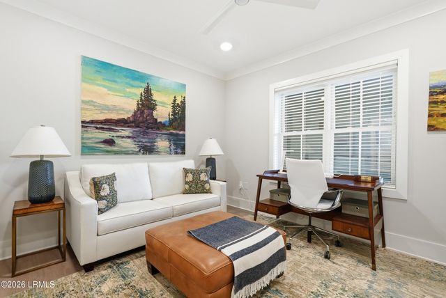 63 Skull Creek Dr Apt 302, Hilton Head Island, SC 29926
