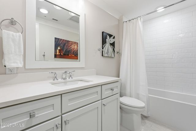 63 Skull Creek Dr Apt 302, Hilton Head Island, SC 29926