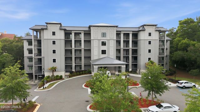 63 Skull Creek Dr Apt 302, Hilton Head Island, SC 29926