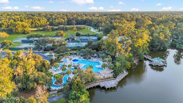 63 Skull Creek Dr Apt 302, Hilton Head Island, SC 29926