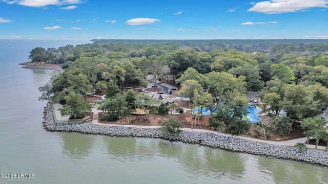 63 Skull Creek Dr Apt 302, Hilton Head Island, SC 29926