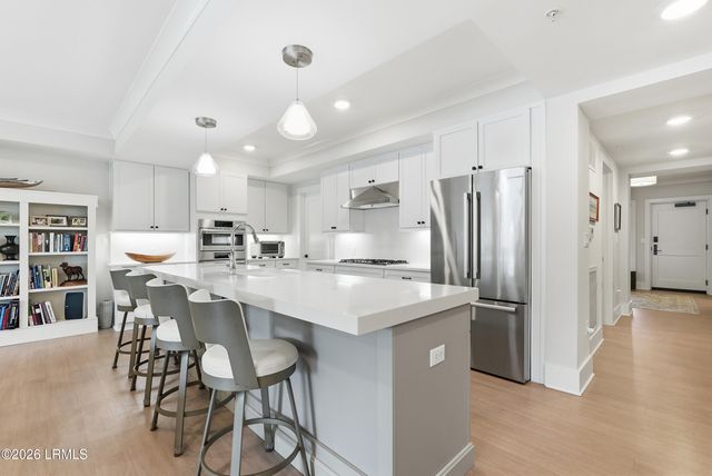 63 Skull Creek Dr Apt 302, Hilton Head Island, SC 29926