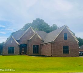 14562 Smokey Lane, Olive Branch, MS 38654