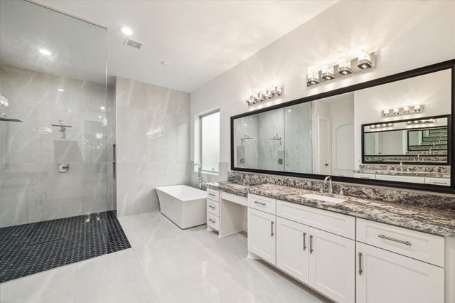 19 Sanctuary Trail, Missouri City, TX 77459