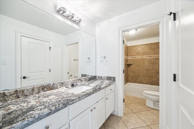 19 Sanctuary Trail, Missouri City, TX 77459