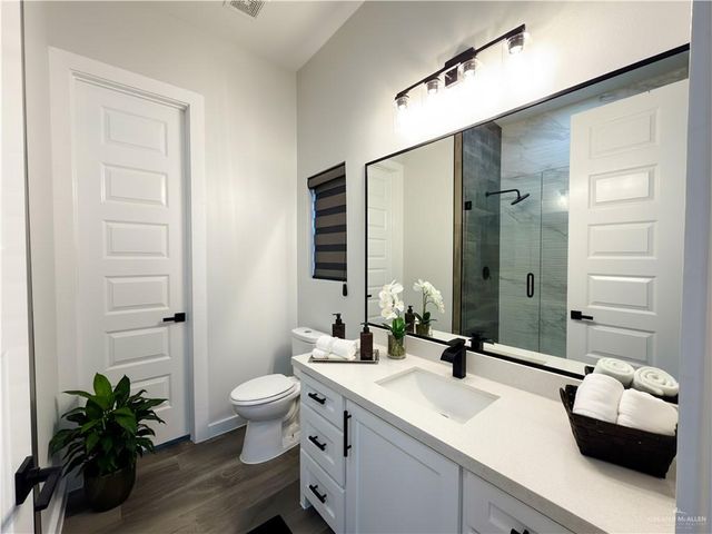 1006 Cooper Lane, San Juan, TX 78589