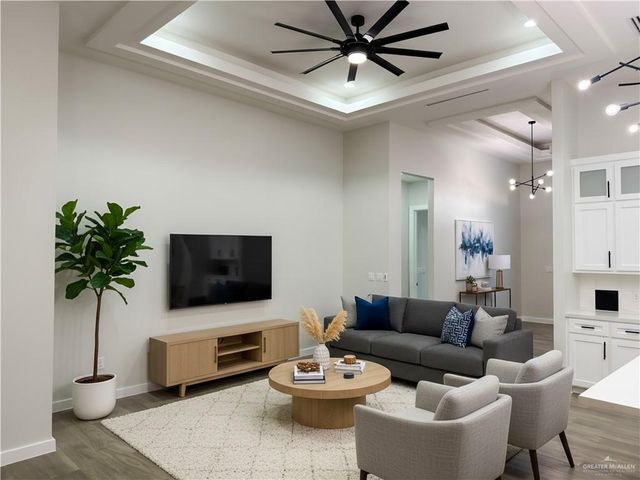 1006 Cooper Lane, San Juan, TX 78589