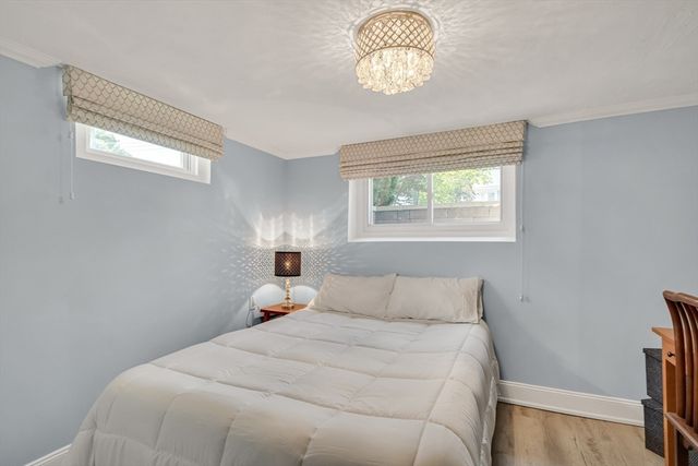 2 Maria Ct, Woburn, MA 01801