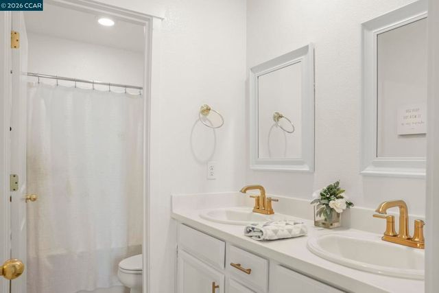 5600 Salado Creek Lane, Antioch, CA 94531