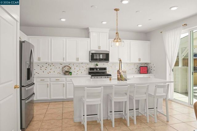 5600 Salado Creek Lane, Antioch, CA 94531