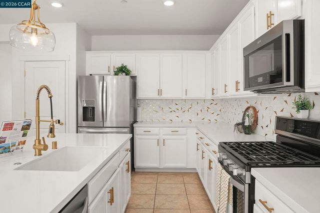 5600 Salado Creek Lane, Antioch, CA 94531